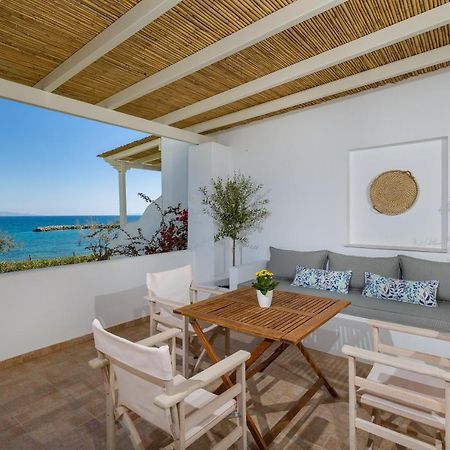 La Mer Seaside Apartments Drios Eksteriør billede