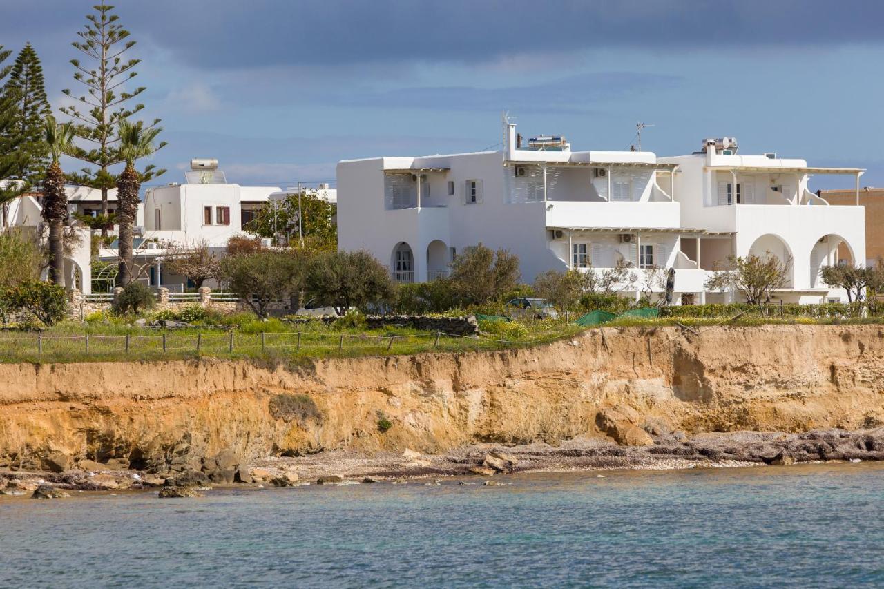 La Mer Seaside Apartments Drios Eksteriør billede